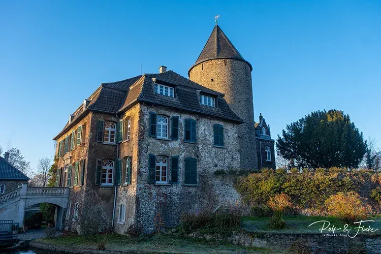 Schloss-Linnep-Seiteansicht1